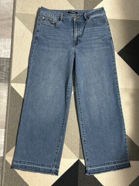 d. Jeans Wide Leg Cropped Frayed Hem Jeans Women's Size 6